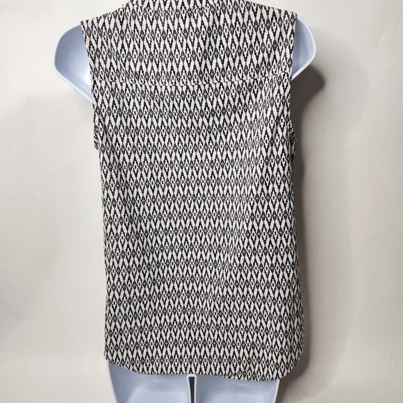 Eddie Bauer Women's Size XS Top Stretch Sleeveless - Picture 3 of 5